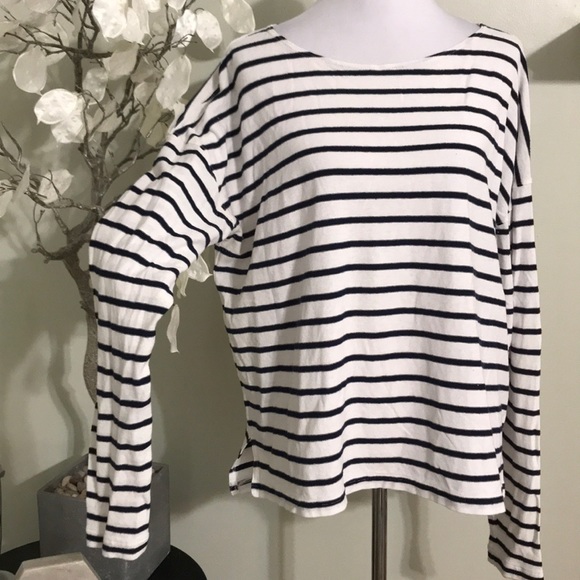 J. Crew Sweaters - J. CREW PULLOVER